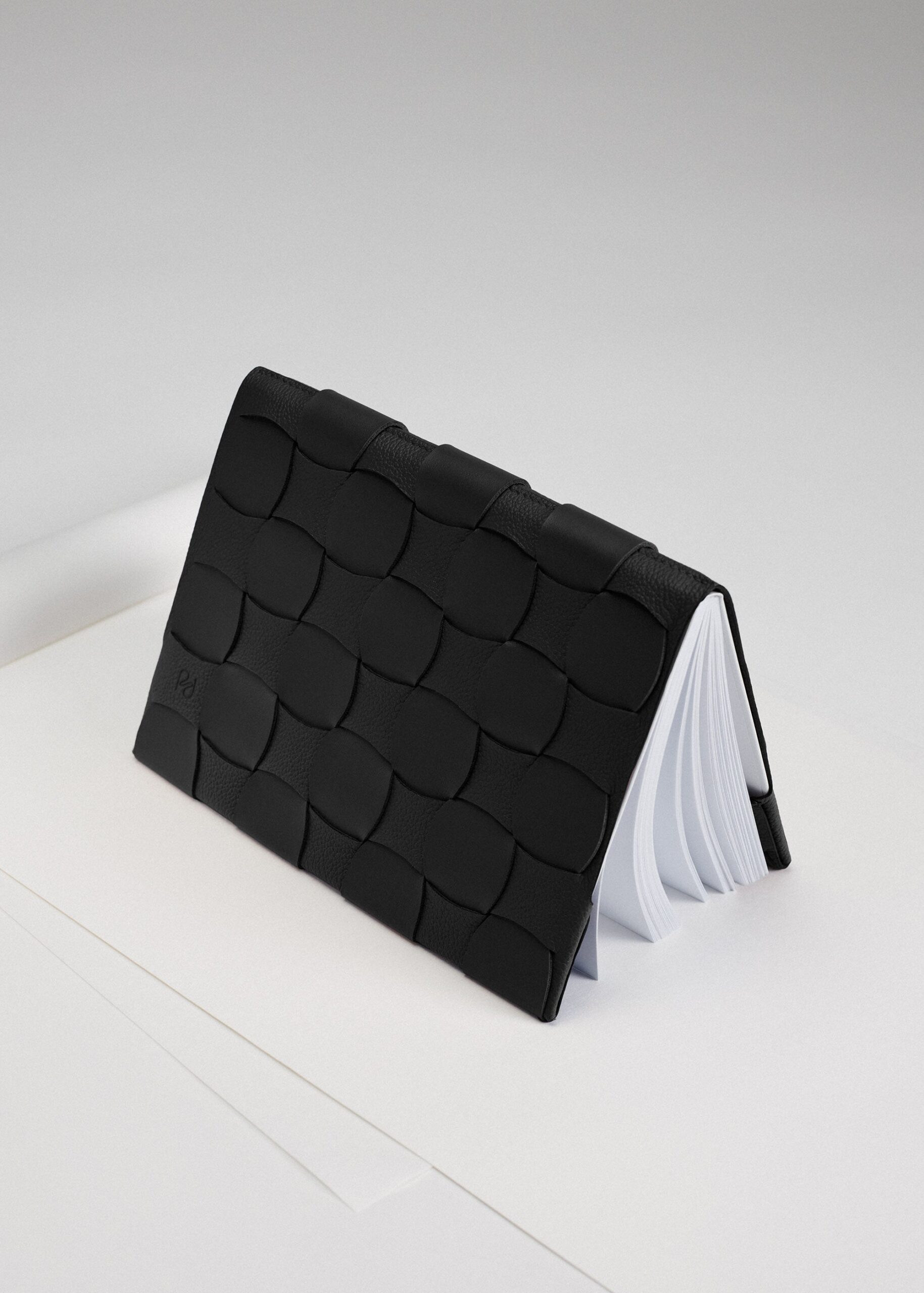 Couvre carnet Neiti A5 - Noir